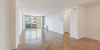 3003 Van Ness Gallery 78