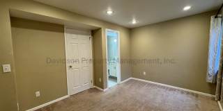 Gorgeous 5 Bedroom House in Stetson Hills Gallery 20