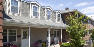 Eaves Peabody Gallery 31