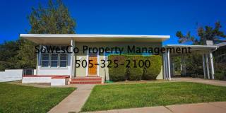 Charming Fully Furnished 2 Bedroom Home with Spacious Yard Gallery 1