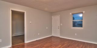 1418 N Main (Apt B) Street Gallery 5