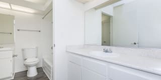 Country Hills Apartment Homes Gallery 33