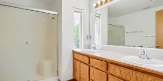 3BR/2.5BA Two-Story Home in Bethany/NW Portland — Expansive Backyard Deck, Fully Fenced Yard & 2-Car Garage Gallery 17