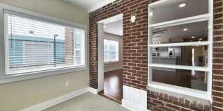 2529 E Admiral Pl - D Gallery 9