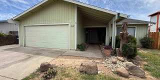 Freshly Updated 3 Bedroom 2 Bath Gallery 1