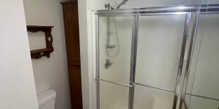 1 Bedroom House Near Columbian Park Gallery 13