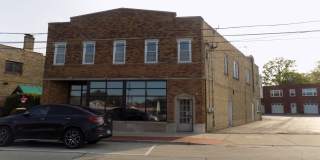 328 Green Bay Road Gallery 1