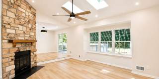 99 Oak Lane Gallery 3