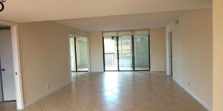 5250 WOODLAND LAKES Drive Gallery 5