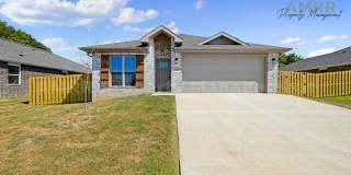 New Beginnings Start at AMRR - Spacious 4-Bedroom Home in Pea Ridge Gallery 1