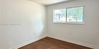 6472 Johnson St Gallery 12