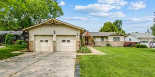 3 Bed Home in Woodlawn Village with Tons of Character and New Updates Gallery 1
