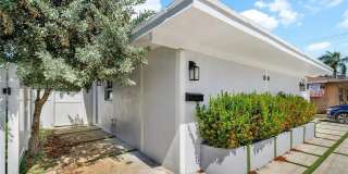 1041 NE 9th Ave Gallery 1