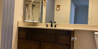Great 3 bedroom 2 bath very close to Arcadia Gallery 11
