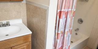 Spacious 6-Bedroom Rental in North Philadelphia | Small Dogs Welcome Gallery 35