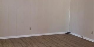 2117 Grand Avenue Gallery 2