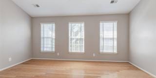5140 DONOVAN Drive Gallery 22