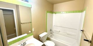 **MOVE IN SPECIAL** Charming 3-Bedroom Home Near St. Mary’s University & Loop 410 Gallery 12