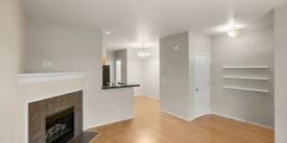 Lovely Home In A Excellent Location! 2 Bedrm 2.5 Bath in Arbor Reserve **PET FRIENDLY! & INTERNET INCLUDED** Gallery 5
