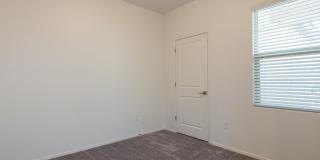 Modern Comfort Meets Community Living – 3 Bed, 2 Bath Beauty with Resort-Style Amenities! Gallery 3