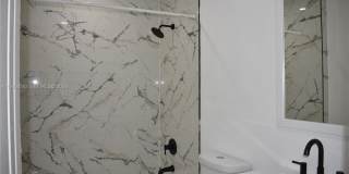 900 Northwest 8th Avenue Gallery 8