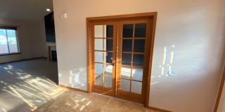 Large 3 Bed Home with Office, Fenced Yard, and Lawn Service! Gallery 9