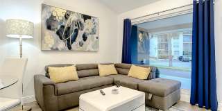 2100 NE 45th Street Gallery 5