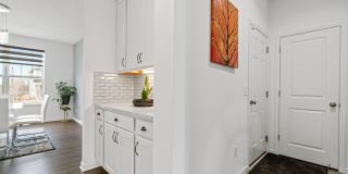 657 Aster Rd. Gallery 13
