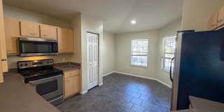 Pet Friendly 3/2 Home in Sorrento Available NOW! *Approved Aplication* Gallery 9