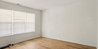 2 Bed/2Bath Townhouse for RENT! Gallery 8