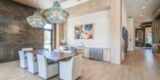 Varenna Lakeside Gallery 14