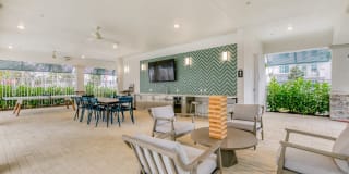 Windsor 335 Gallery 23