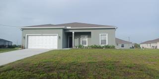 Coming Soon!   4/2 Single Family Home Gallery 3