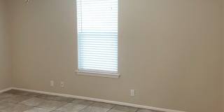 117 N Glenwood Drive Gallery 11