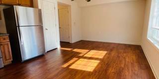 One Bedroom Garden Apartment Gallery 6