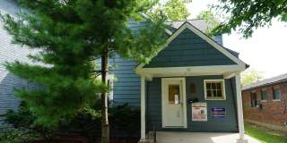 4 bedroom 1 1/2 bath single family house with yard. Gallery 6