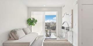 1350 W Court Gallery 7