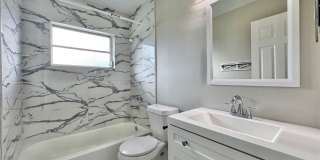 142 Harry Avenue S Gallery 18