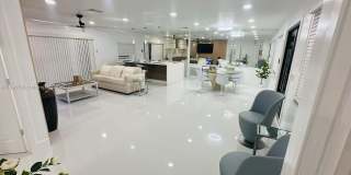 541 SE 17th Ave Gallery 13