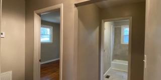 290 Baker Street Gallery 5