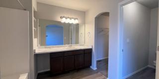 Townhome w/ 2 car garage, A/C-Newer, Low Maintance, & Conviniently Located Gallery 11