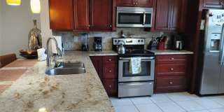 55 SE 14th Street Gallery 4