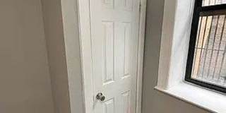 3043 Villa Avenue Gallery 5