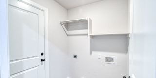 Move In Special: August Rent Free! Gallery 26