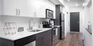 Nine and Pine Apartments Gallery 7