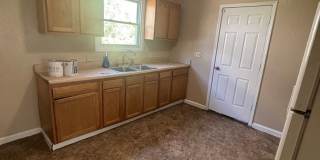 4bd Single Cash Pay/Section 8 Gallery 3