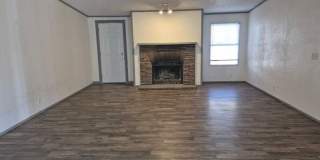 209 S Avenue B Gallery 4