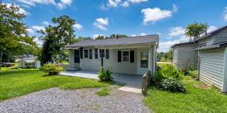 Spacious 1-Bedroom Apartment in Lenoir – $1,000/Month Gallery 1