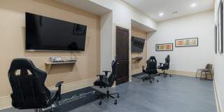 Dolce Living Rosenberg Gallery 42
