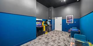 The Piper Gallery 32